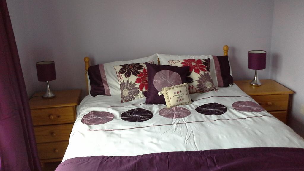 Leigh House Bed And Breakfast Ballyroney Room photo